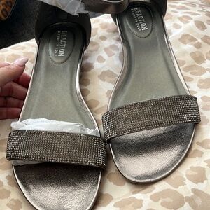 Kenneth Cole reaction sandals